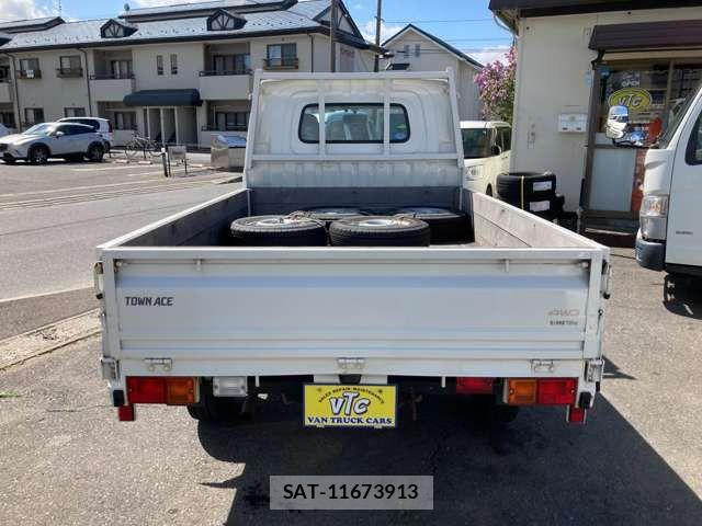 Toyota TOWNACE TRUCK 2019-01 7061081-12