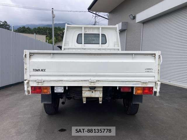 Toyota TOWNACE TRUCK 2011-01 8629385-9