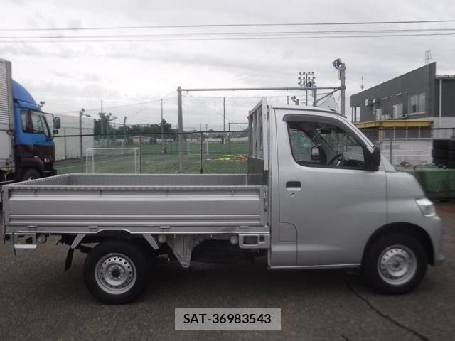 Toyota TOWNACE TRUCK 2023-03 8746383-11