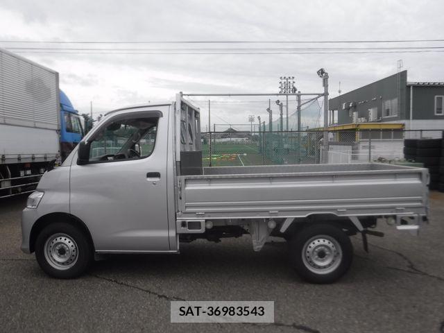 Toyota TOWNACE TRUCK 2023-03 8746383-12