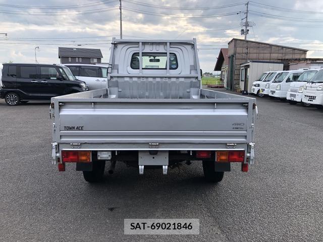 Toyota TOWNACE TRUCK 2016-12 8850890-5