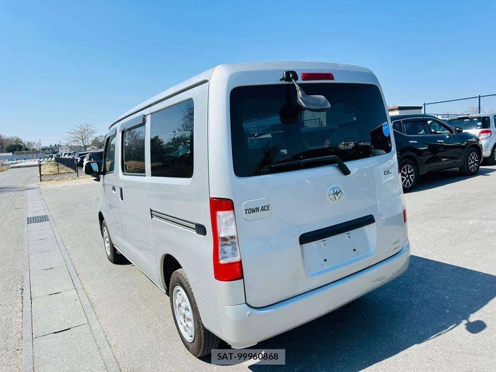 Toyota TOWNACE VAN 2020 4183103-2