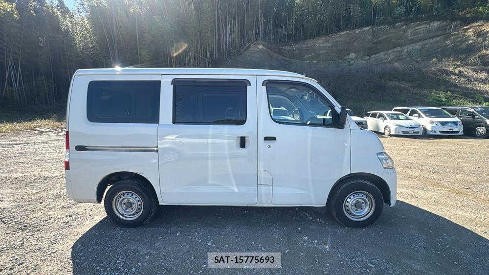 Toyota TOWNACE VAN 2019-08 5852493-5