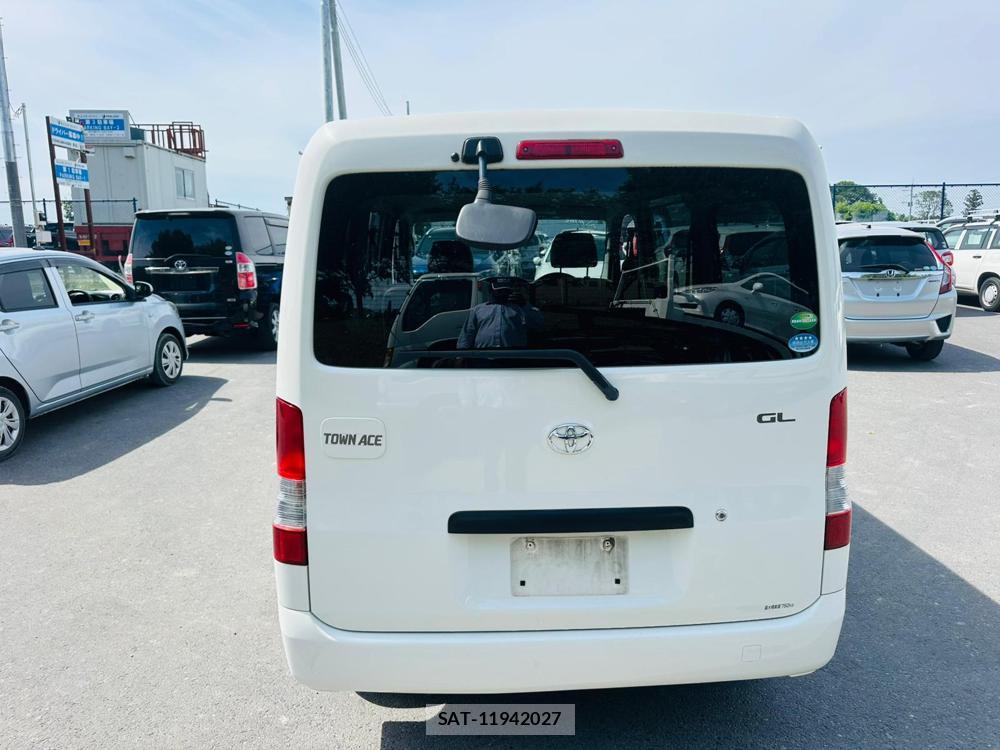 Toyota TOWNACE VAN 2020 7171832-3