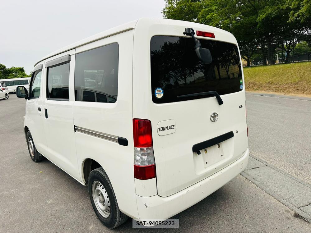 Toyota TOWNACE VAN 2020 7171844-2