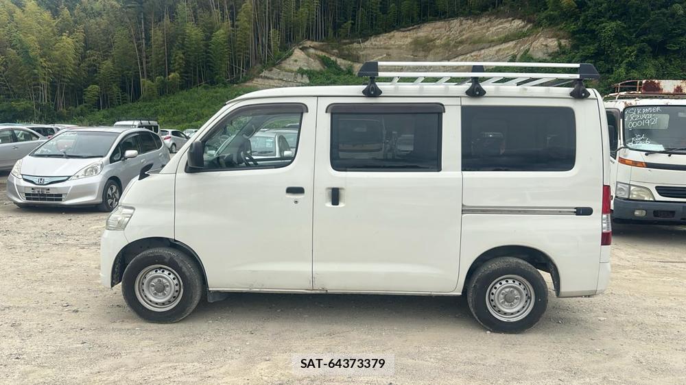 Toyota TOWNACE VAN 2020 6232120-1