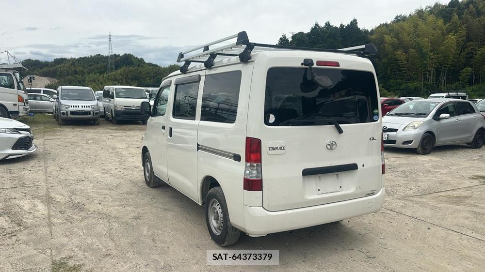 Toyota TOWNACE VAN 2020 6232120-2