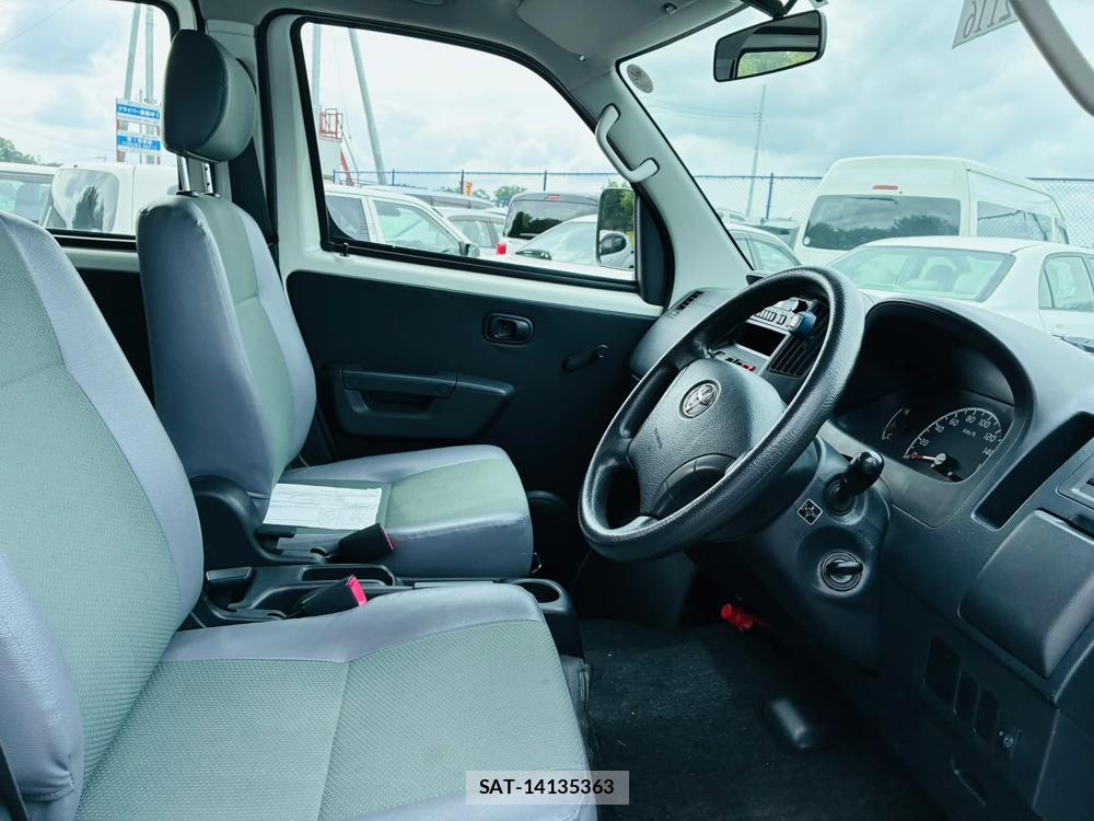 Toyota TOWNACE VAN 2020-07 7552469-11