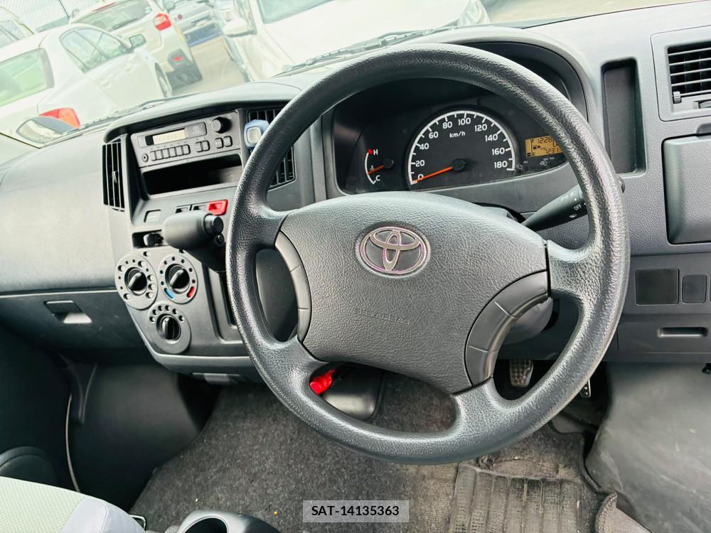 Toyota TOWNACE VAN 2020-07 7552469-14