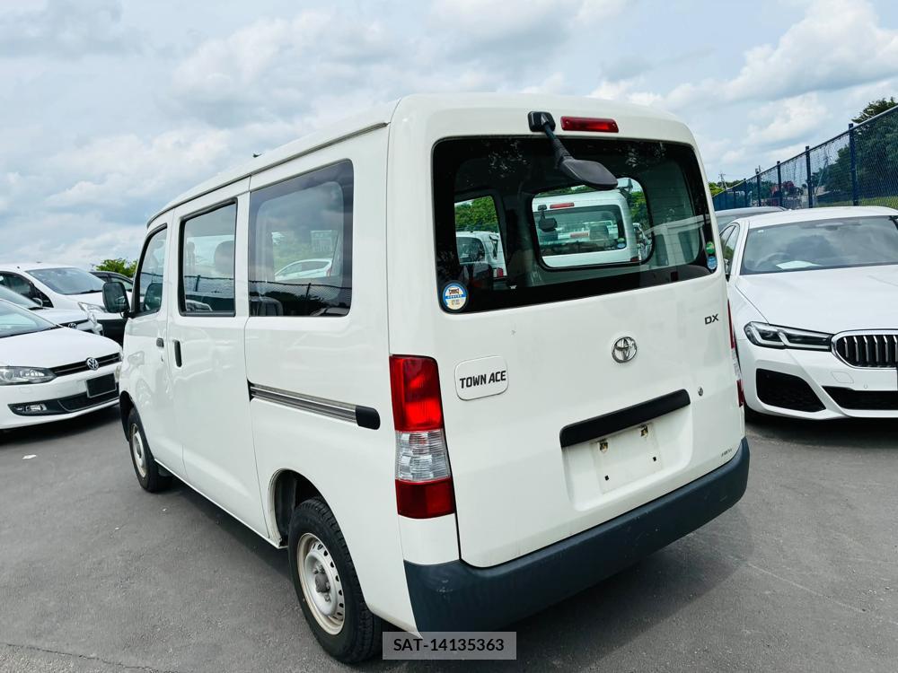 Toyota TOWNACE VAN 2020-07 7552469-2