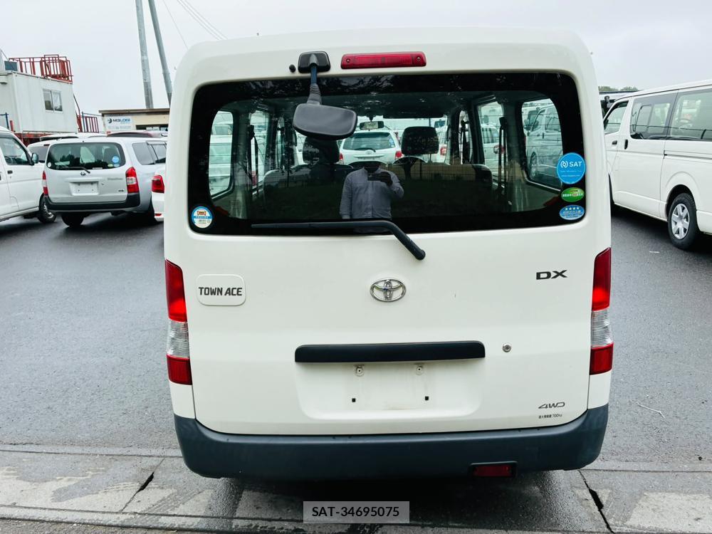 Toyota TOWNACE VAN 2020-02 7549542-3