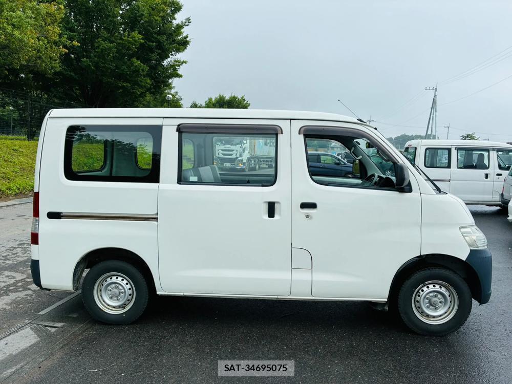 Toyota TOWNACE VAN 2020-02 7549542-5