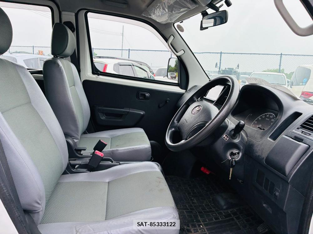 Toyota TOWNACE VAN 2020-06 7687986-11