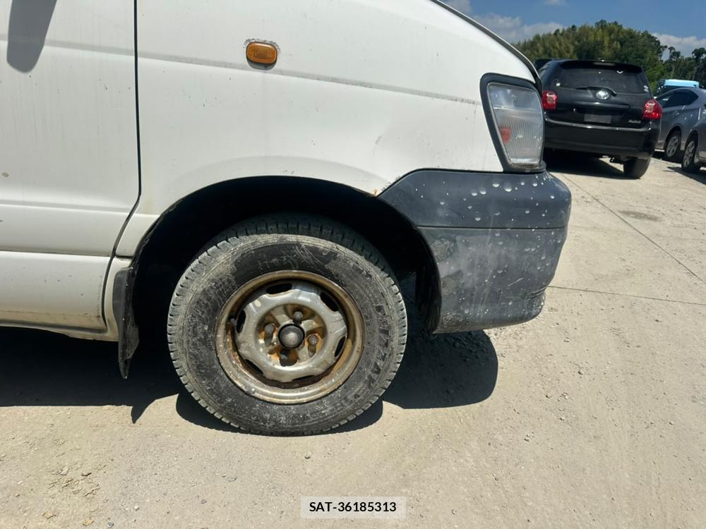 Toyota TOWNACE VAN 2006-07 7746828-26