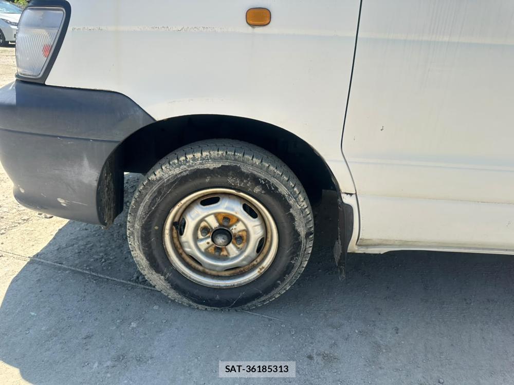 Toyota TOWNACE VAN 2006-07 7746828-27