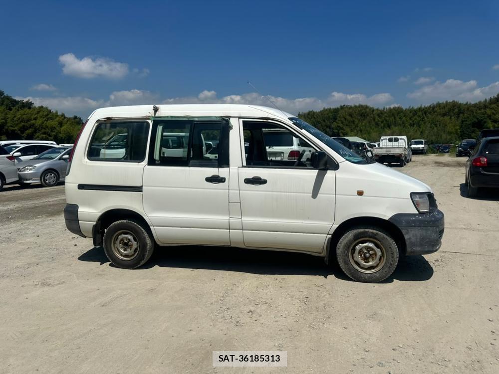 Toyota TOWNACE VAN 2006-07 7746828-5