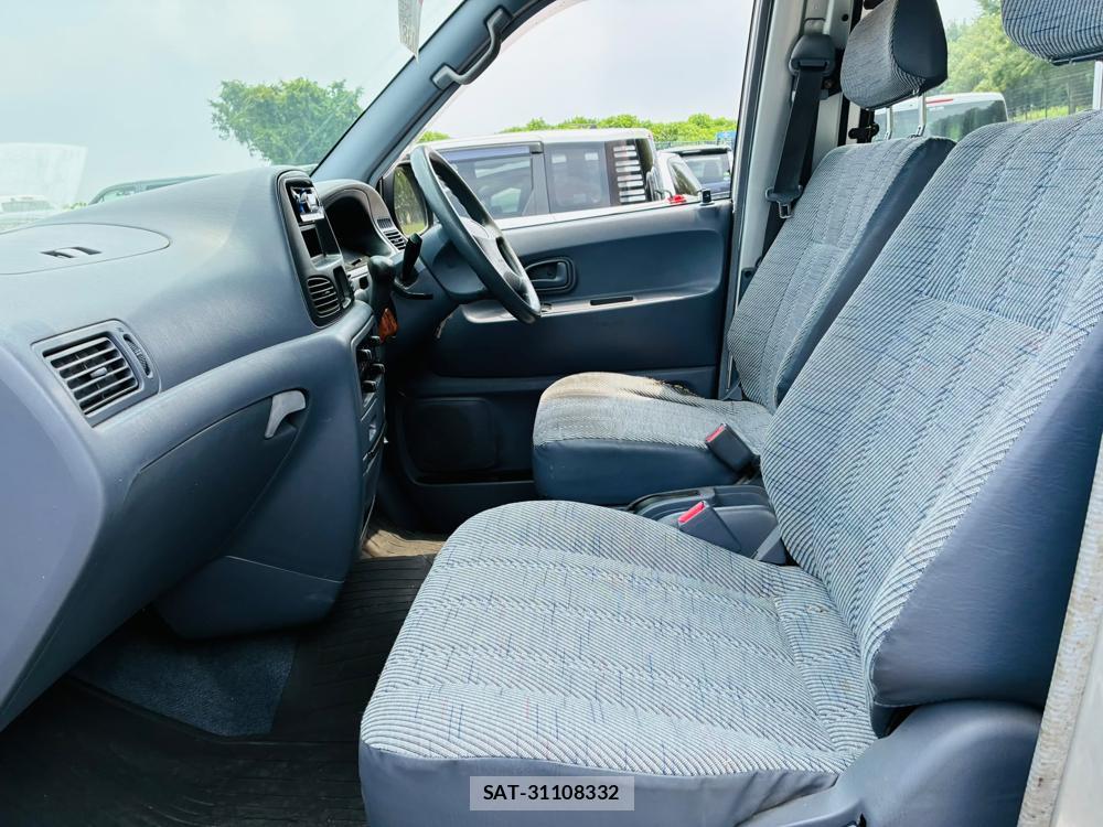 Toyota TOWNACE VAN 2003-07 7972163-10