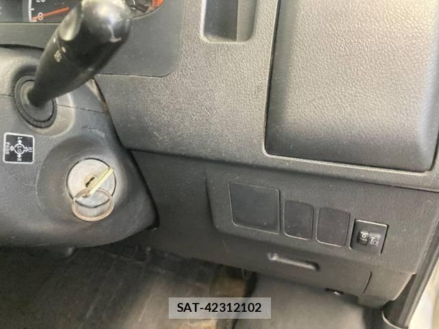 Toyota TOWNACE VAN 2012-09 8068531-3