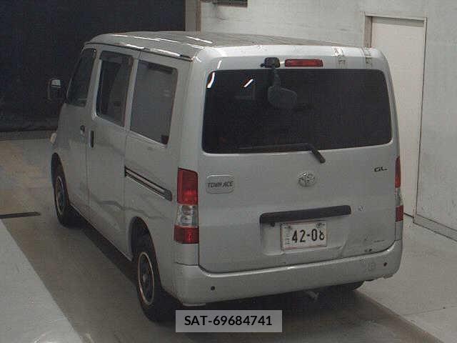 Toyota TOWNACE VAN 2012-06 8068534-1