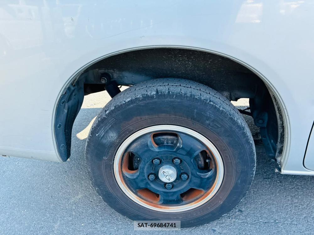 Toyota TOWNACE VAN 2012-06 8068534-27
