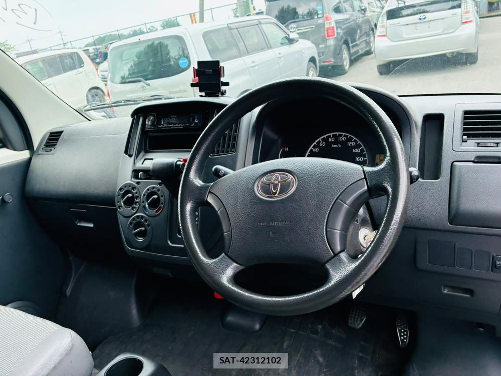 Toyota TOWNACE VAN 2012-09 8068531-14