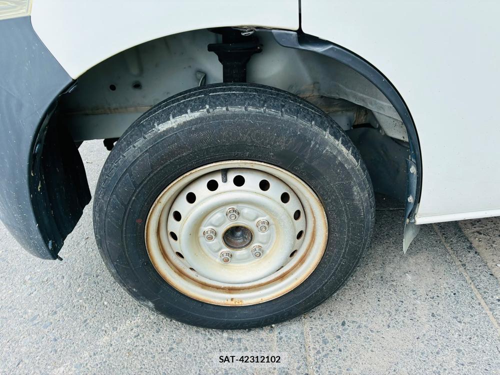 Toyota TOWNACE VAN 2012-09 8068531-29