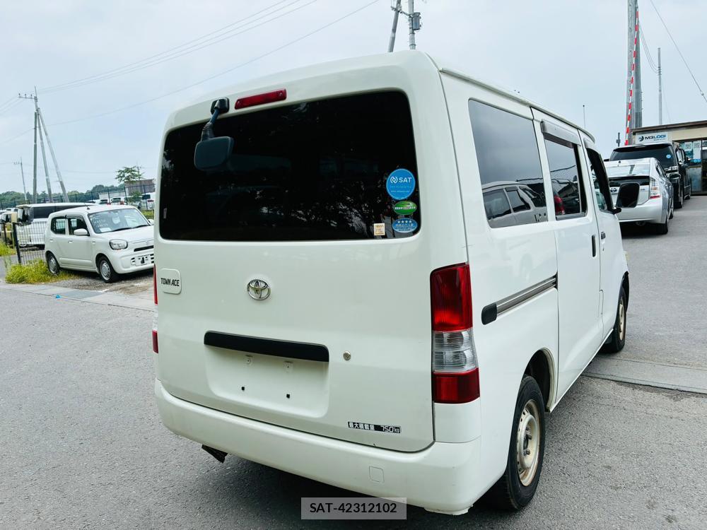 Toyota TOWNACE VAN 2012-09 8068531-4