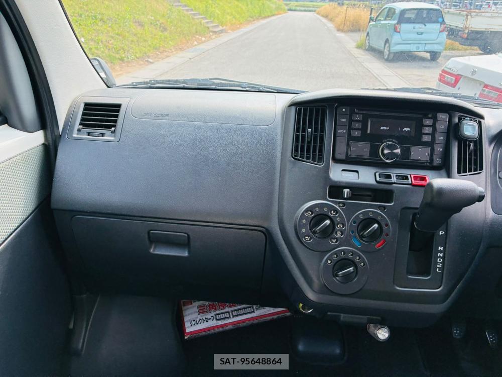 Toyota TOWNACE VAN 2020-07 8169416-17