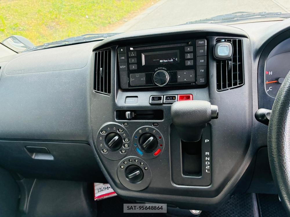 Toyota TOWNACE VAN 2020-07 8169416-19