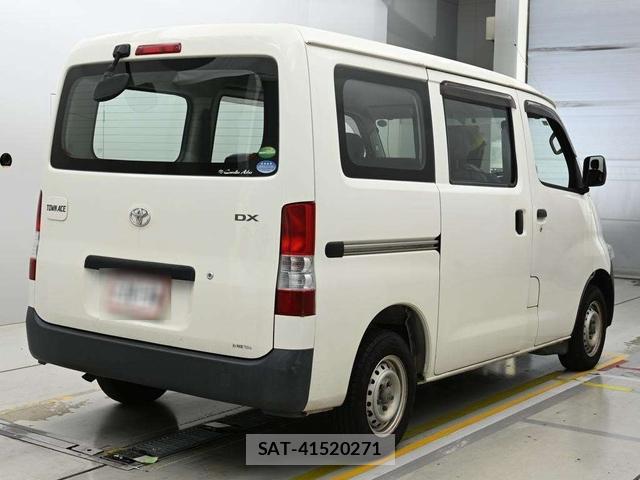 Toyota TOWNACE VAN 2020-07 8313429-2