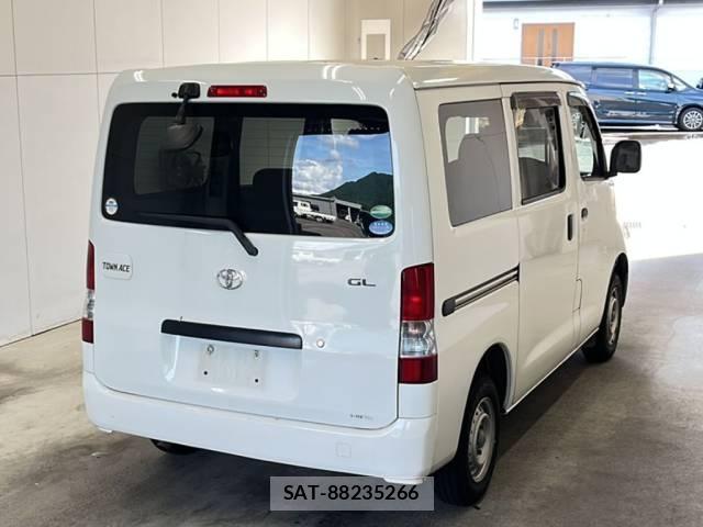 Toyota TOWNACE VAN 2020-08 8382616-1
