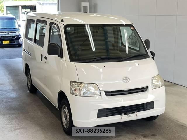 Toyota TOWNACE VAN 2020-08 8382616-3