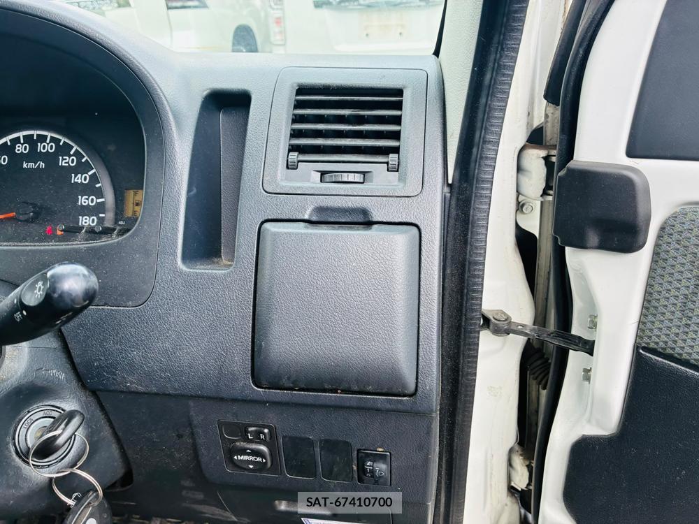 Toyota TOWNACE VAN 2020-04 8252225-16