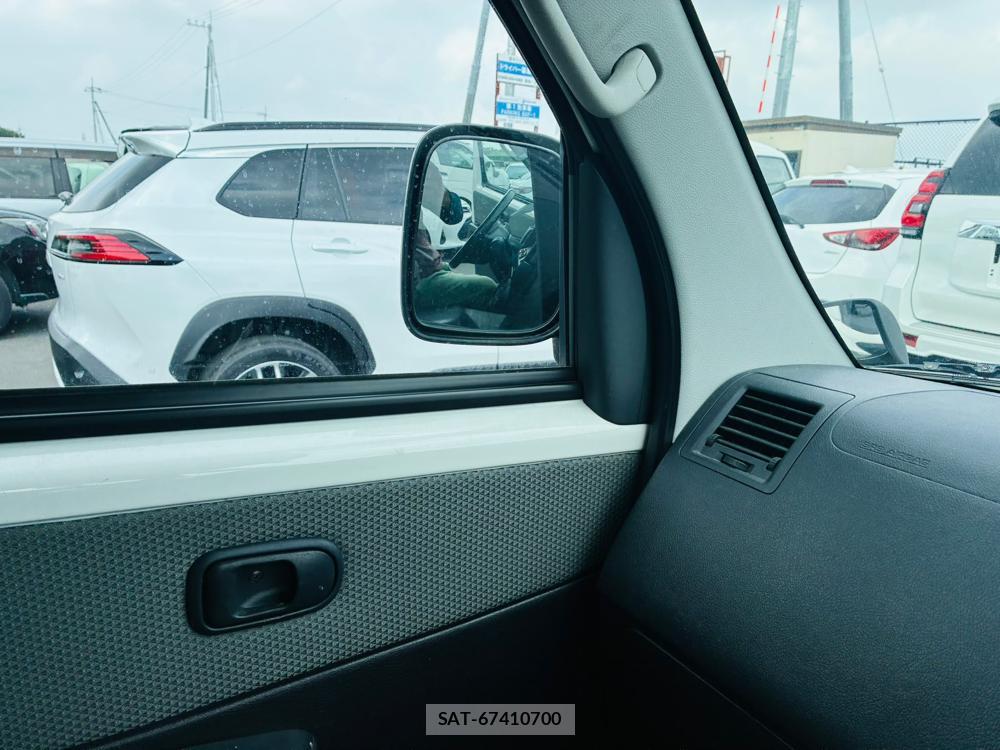 Toyota TOWNACE VAN 2020-04 8252225-23