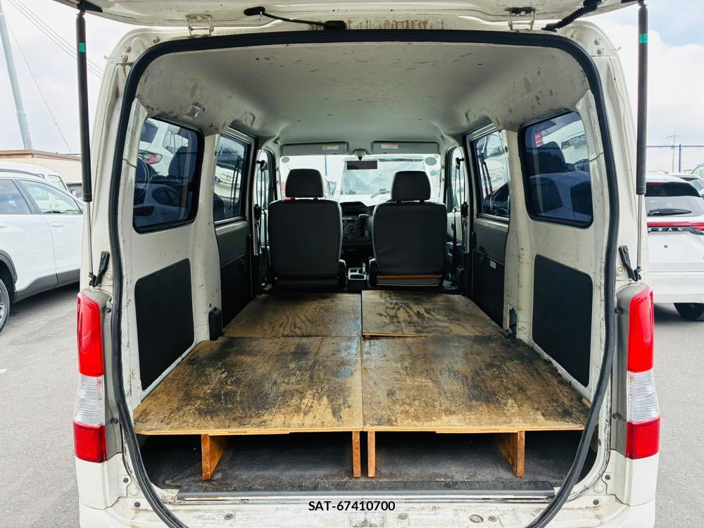 Toyota TOWNACE VAN 2020-04 8252225-27