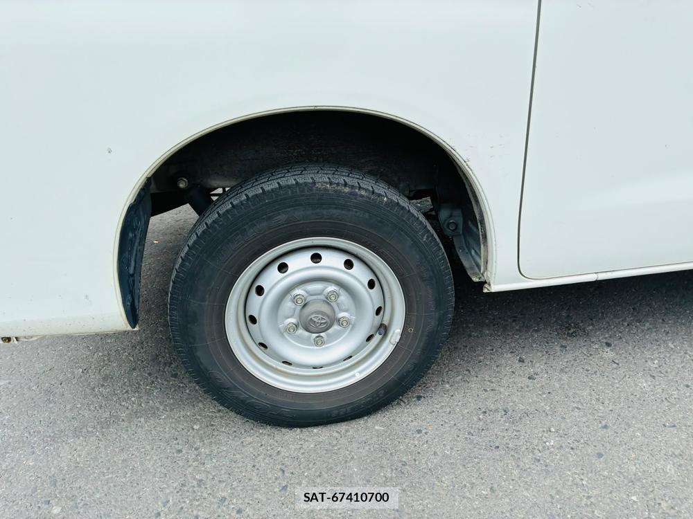 Toyota TOWNACE VAN 2020-04 8252225-29