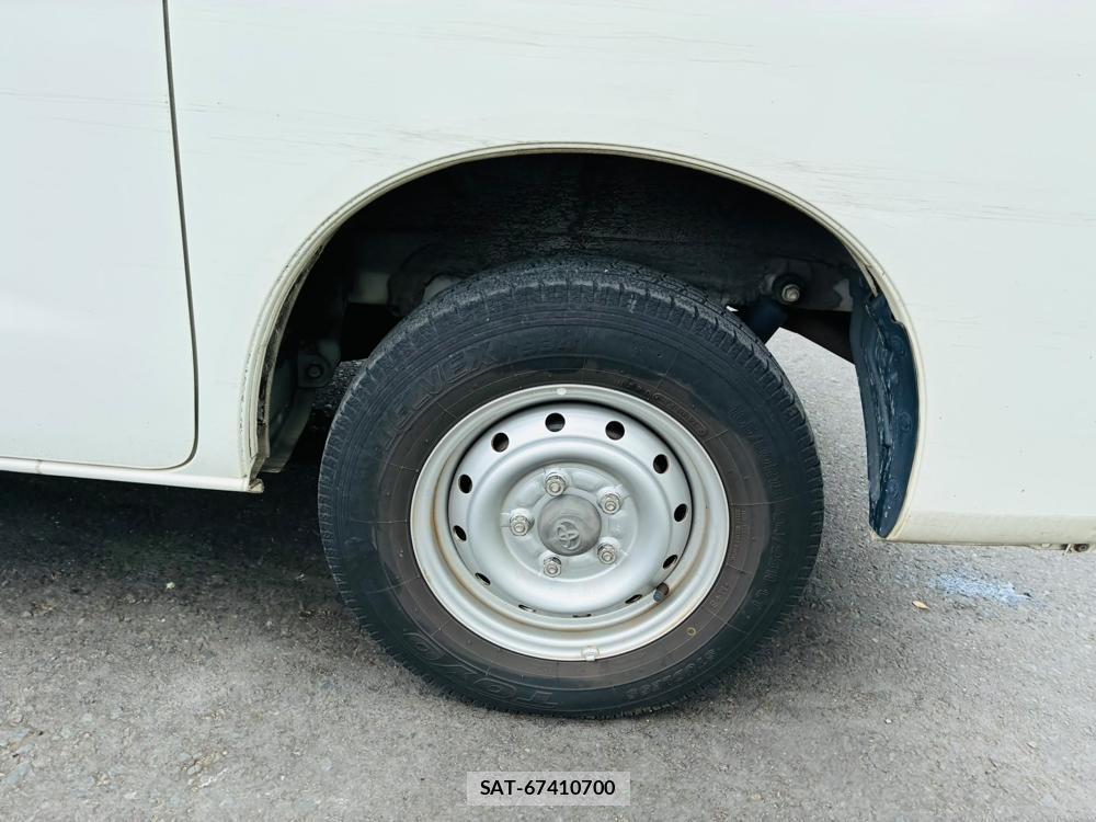 Toyota TOWNACE VAN 2020-04 8252225-32