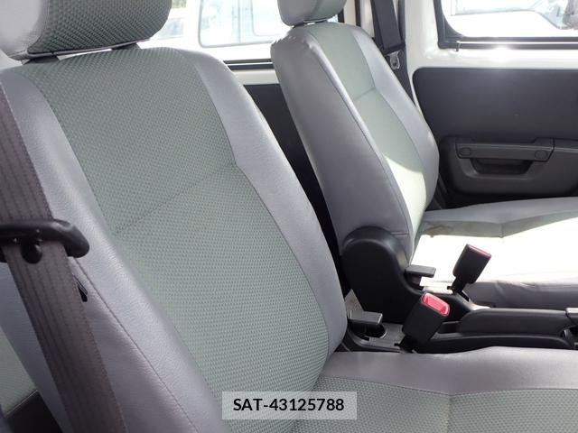 Toyota TOWNACE VAN 2021-08 8608040-12