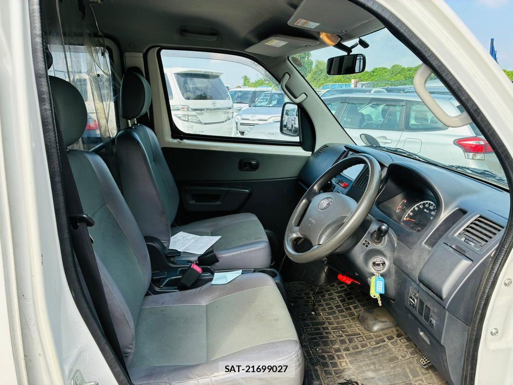 Toyota TOWNACE VAN 2020-08 8614508-11