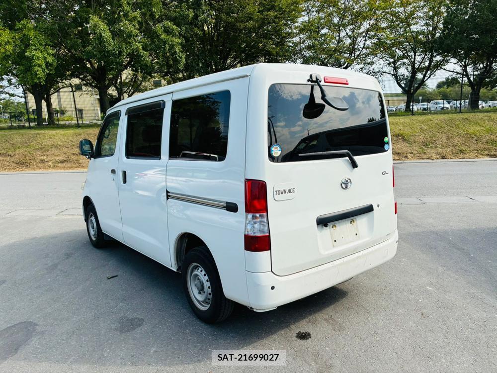 Toyota TOWNACE VAN 2020-08 8614508-2