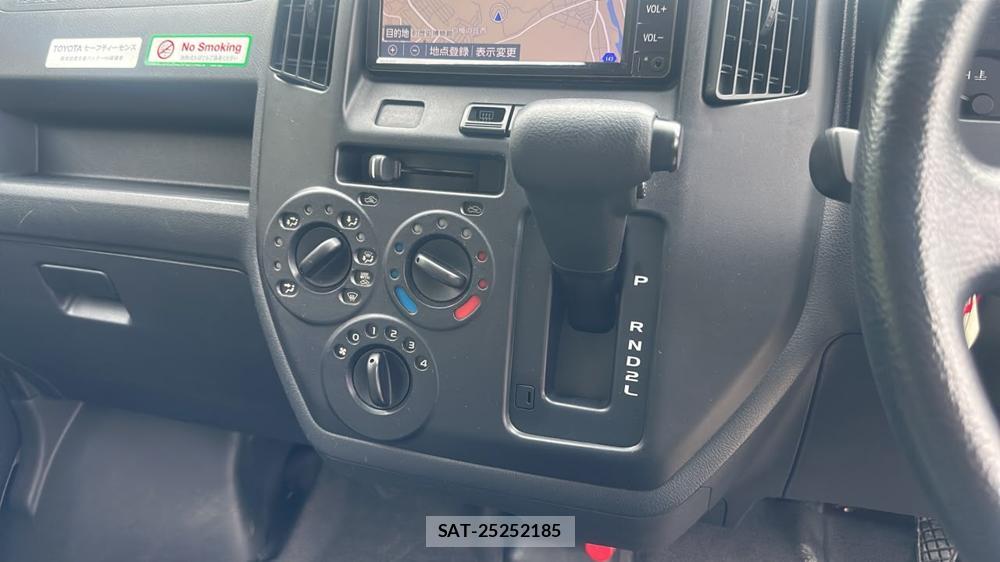 Toyota TOWNACE VAN 2021-08 8782923-17