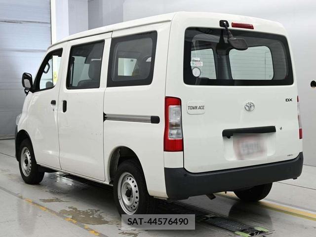 Toyota TOWNACE VAN 2021-08 8843000-2