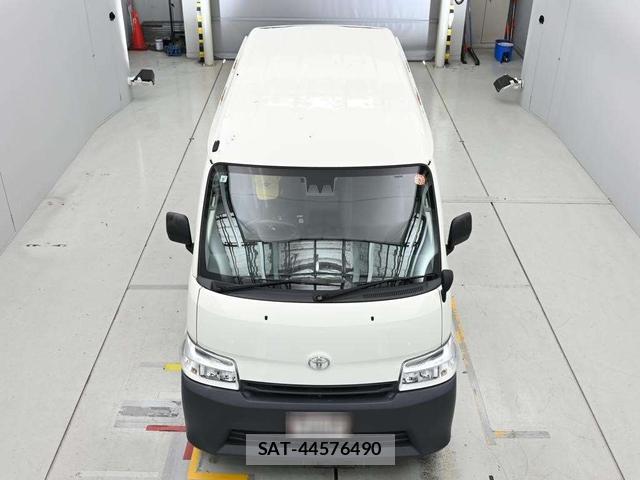 Toyota TOWNACE VAN 2021-08 8843000-7