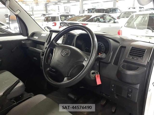 Toyota TOWNACE VAN 2021-08 8843000-8