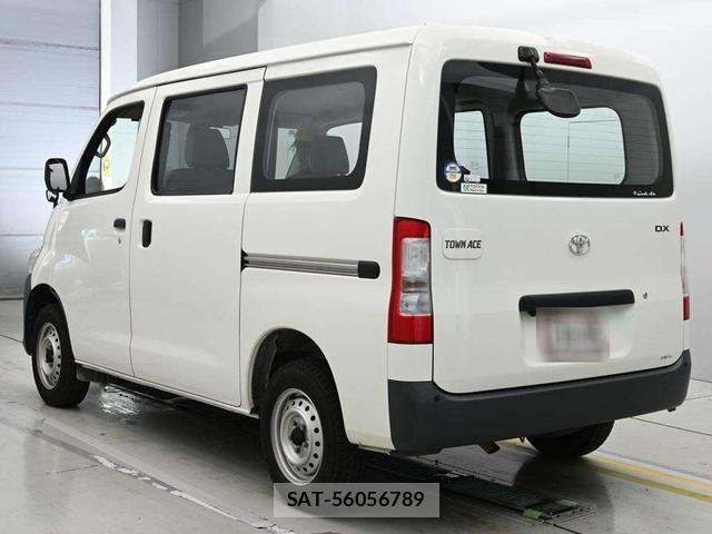 Toyota TOWNACE VAN 2021-08 8843001-2