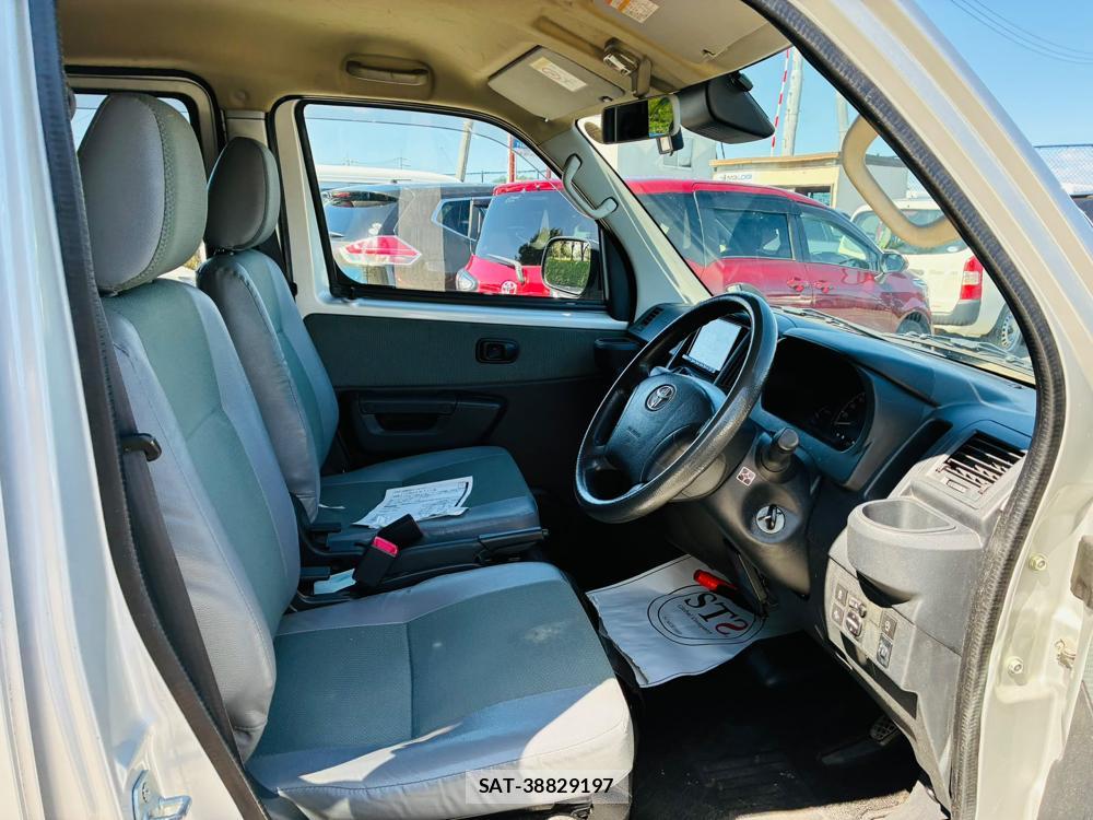 Toyota TOWNACE VAN 2021-09 8857278-11