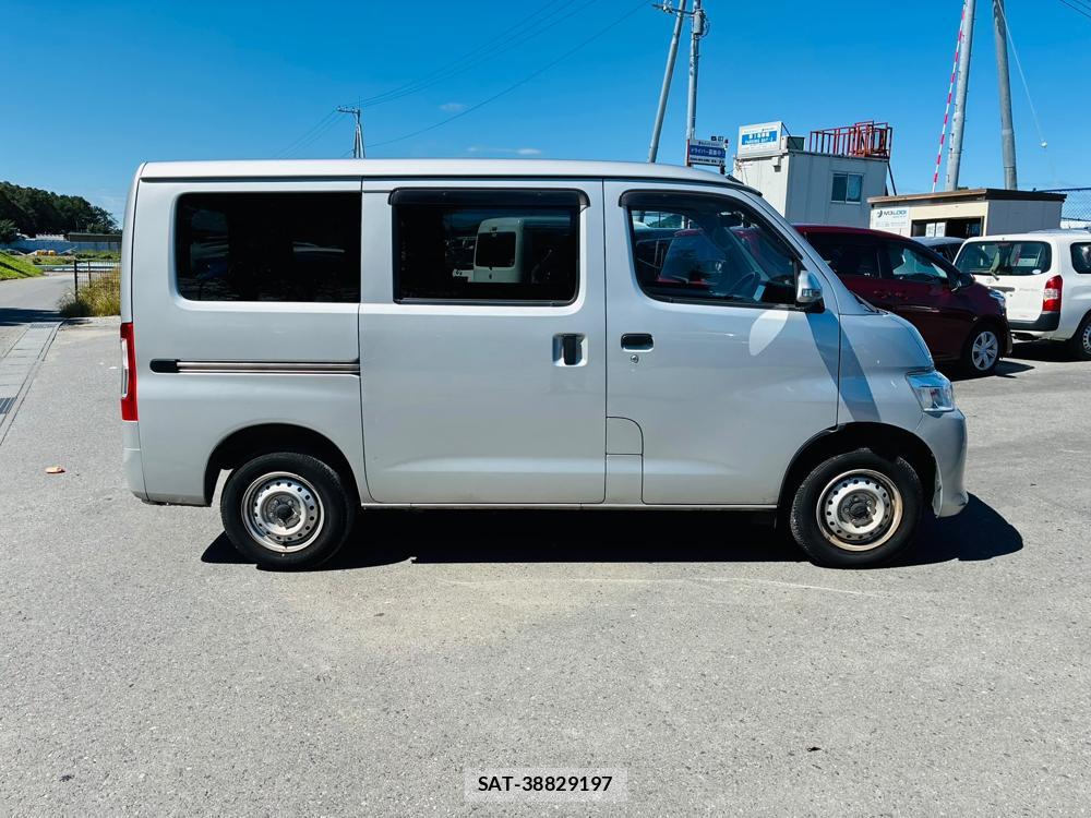 Toyota TOWNACE VAN 2021-09 8857278-5