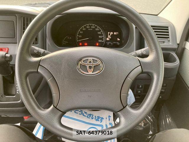 Toyota TOWNACE VAN 2025-08 1229819-13