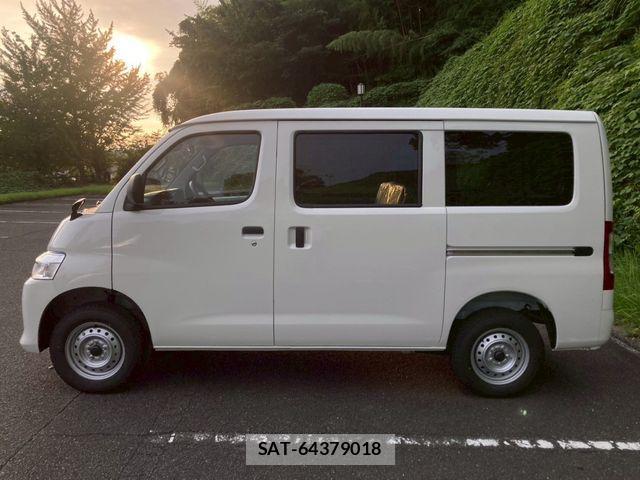 Toyota TOWNACE VAN 2025-08 1229819-3