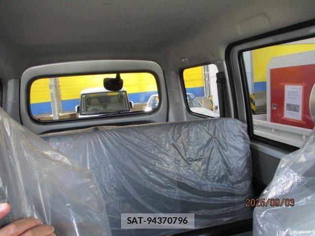 Toyota TOWNACE VAN 2025-08 1247086-10